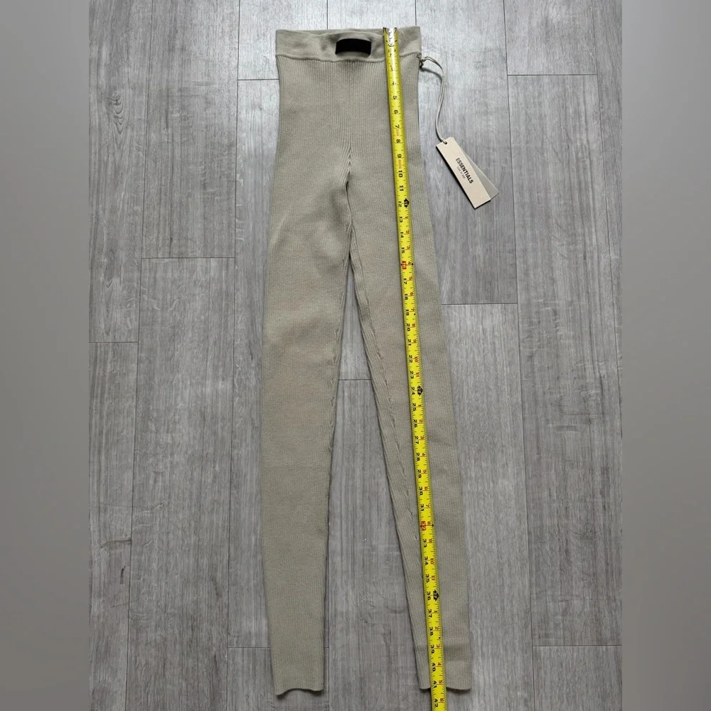NWT The Fear Of God ESSENTIALS Ribbed Leggings in Seal Grey Size XS - Picture 11 of 11